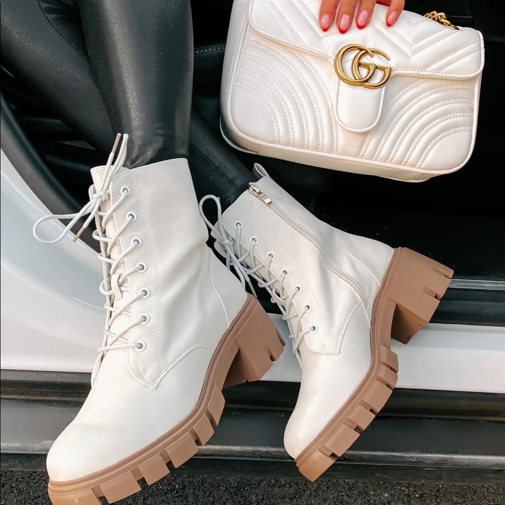 Combat White boots